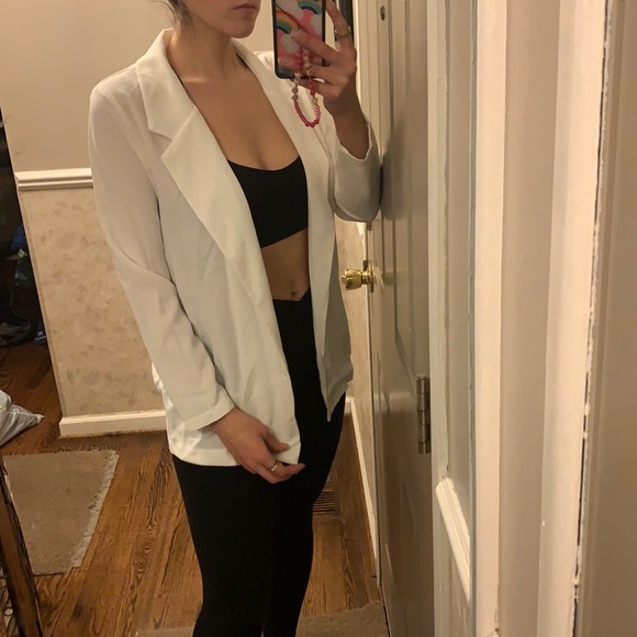 Lush Crepe Novak Blazer in White Size XS NWOT Lightweight Bride Vacation Summer - Picture 7 of 12